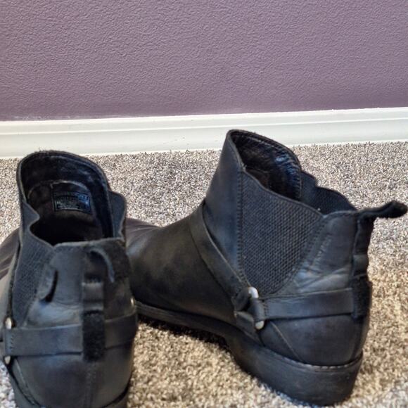 TEVA womens 9 waterproof leather black strap ankle short booties pull on - Picture 6 of 7